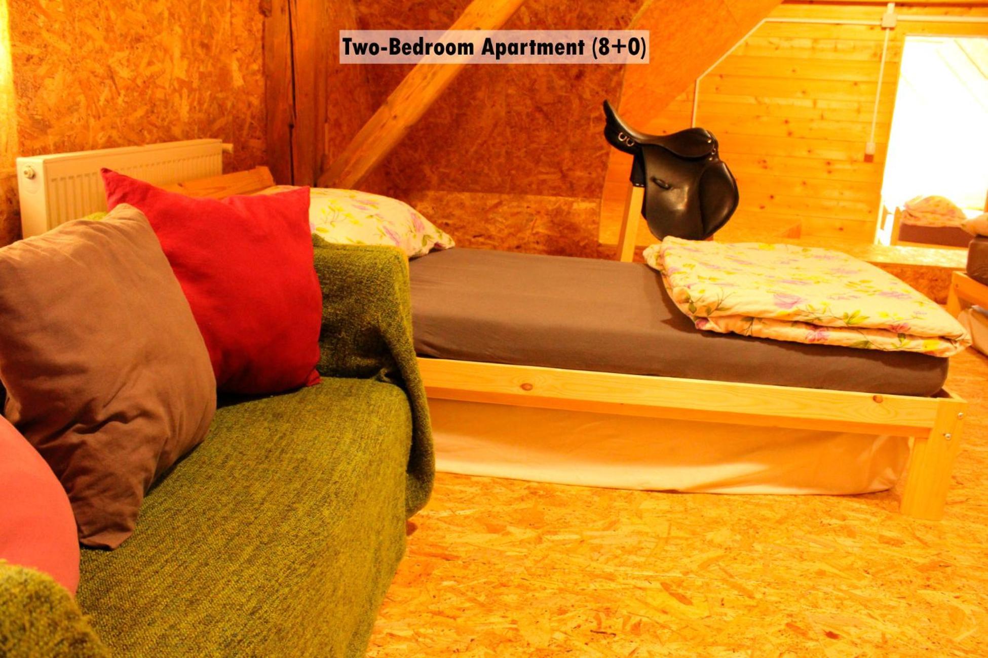 Apartments Farm House Uric Jesenice Eksteriør billede
