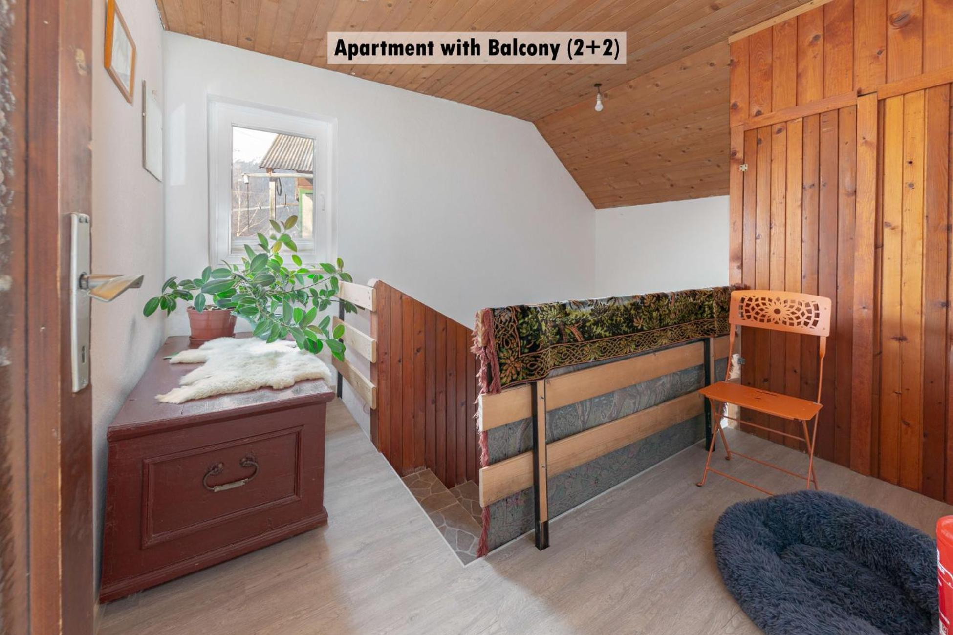 Apartments Farm House Uric Jesenice Eksteriør billede